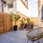 Διαμέρισμα T2 En Plein Coeur Du Village & Terrasse Privee