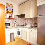 דירה T2 En Plein Coeur Du Village & Terrasse Privee