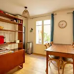 דירה T2 En Plein Coeur Du Village & Terrasse Privee *