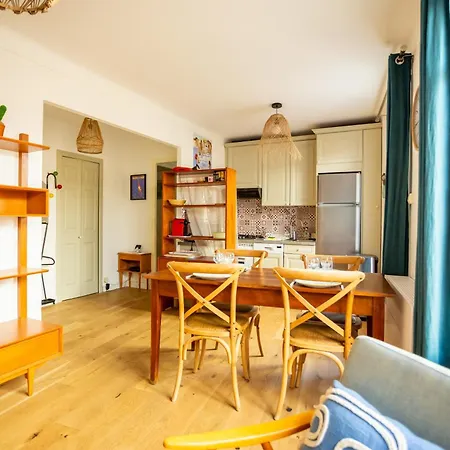 Apartment T2 En Plein Coeur Du Village & Terrasse Privee