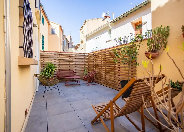 T2 En Plein Coeur Du Village & Terrasse Privee * Collioure