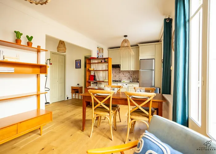 Apartamento T2 En Plein Coeur Du Village & Terrasse Privee